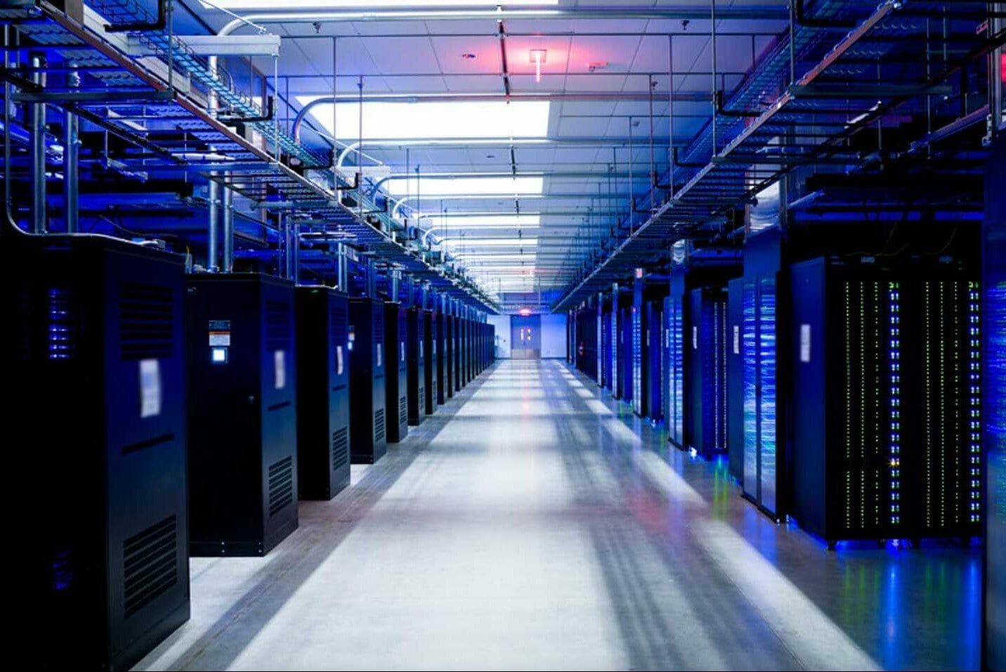 Data center server corridor